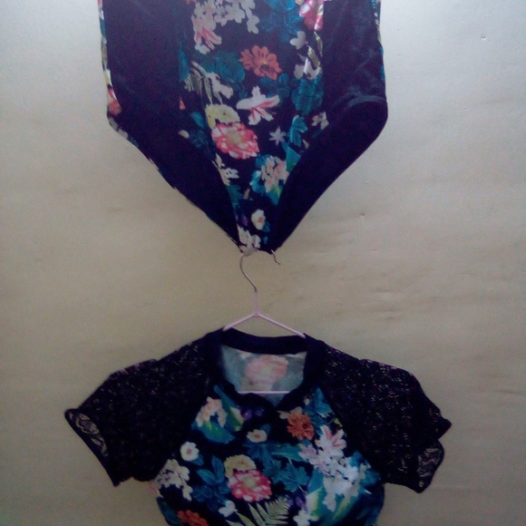 Bathing suit - Picture 1 of 2